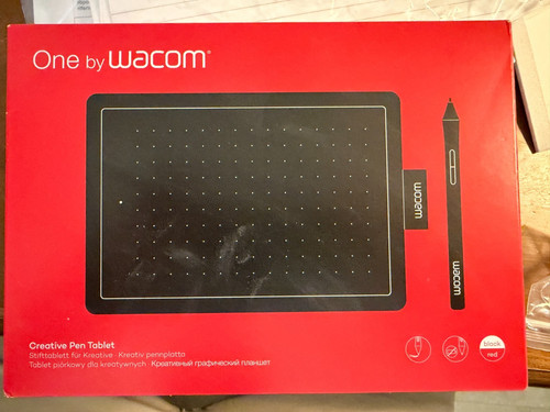 One wacom tavoletta - by,