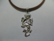COLLANA CUOIO CON CIONDOLO