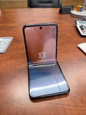 Motorola Moto Razr 5G XT2323 2023 128 GB sbloccato doppia SIM verde salvia