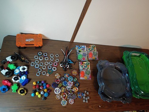 Massive beyblade burst - beyblade, lotto