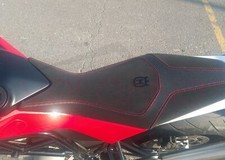 Husqvarna Nuda 900 /R 2012-13 Volcano Rivestimento Sella Antiscivolo Nuovo HQ002