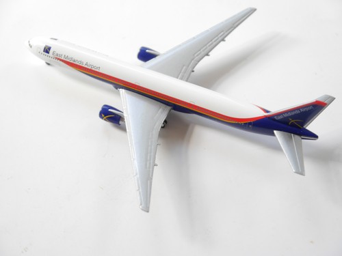 Boeing 777 300 - boeing, east