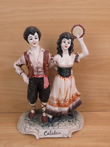 Statuetta coppia giovani - coppia,