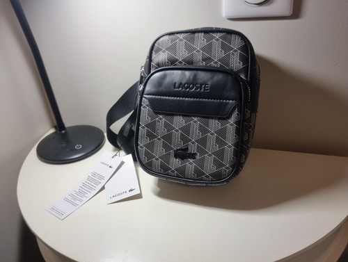 Sac bandoulière lacoste - À,
