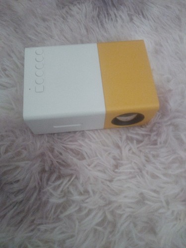 Pvo mini projector - pvo, portable
