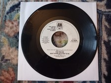 Vinile 45 Don't Stand So Close