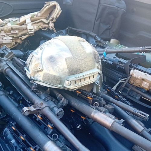 Elmetto militare - elmetto,