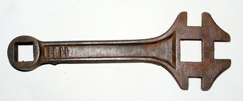 Strumento chiave aratro
