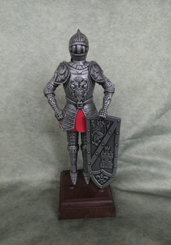 Statuina armatura medioevale - statuina,