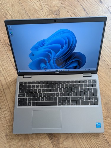 Dell latitude 5520 core - dell,