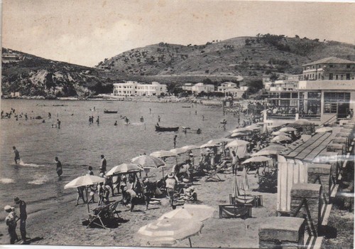 Cartolina spiaggia monte - ,