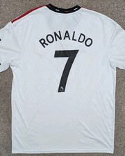 Adidas Manchester United 2022