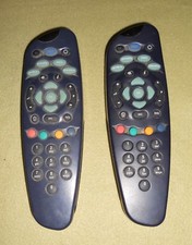 LOTTO STOCK 2 TELECOMANDI SKY-  DECODER TV TELEVISORE FUNZIONANTI