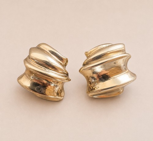 Grandes boucles oreilles - boucles, d’oreilles
