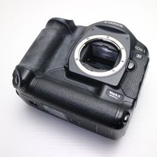 Canon EOS 1D Mark II 8,2