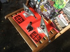 TRACKER SKATEBOARD TRUCKS
