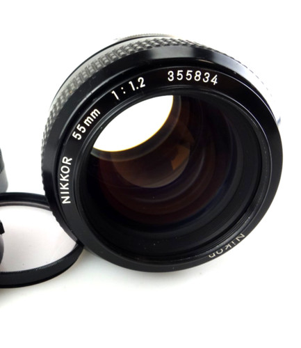 Nikon nikkor f1 - 55, f1,2