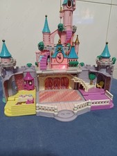 Castello Cenerentola Polly