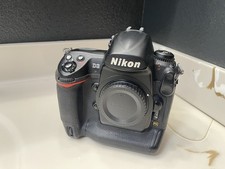 Corpo fotocamera reflex digitale Nikon D3 12 MP f/2.9x - basso numero di otturatori, un problema.