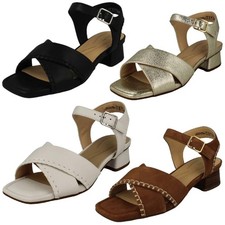 Sandali Clarks Square Toe