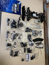 Arc r8.3  1/8 Pista a scoppio due macchine 