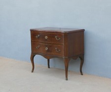 Comò cassettone mosso