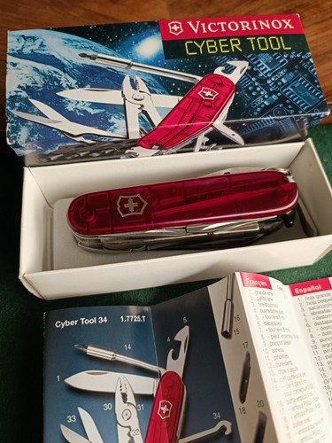 Victorinox cyber tool - cyber,