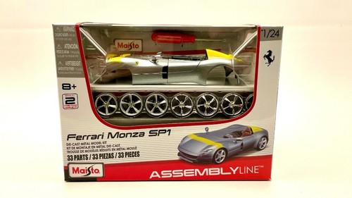 Modellino auto model kit - , di