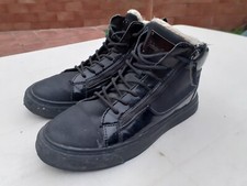 Scarpe Unisex Nere con Il Pelo