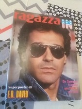 RAGAZZA IN RIVISTA VINTAGE