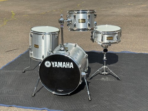 Yamaha manu katché - junior, kit