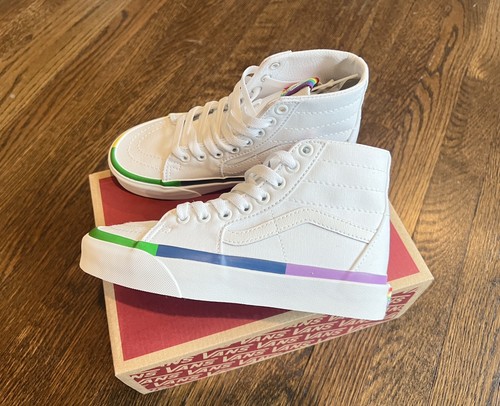 Scarpe skate nuove con - skate,