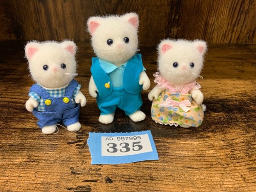 Sylvanian family calico - family,