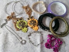 Lotto bigiotteria orecchini collane bracciali