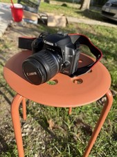 Canon EOS 1000D + obiettivo 18-55mm