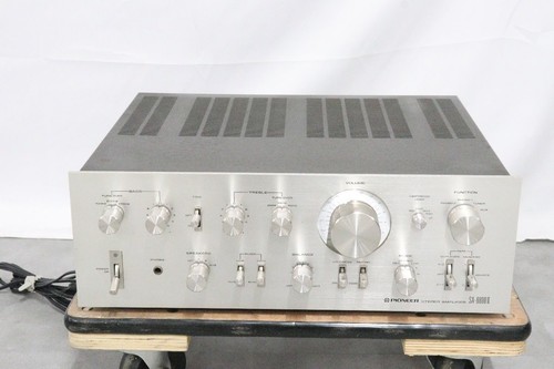 Amplificatore integrato audio