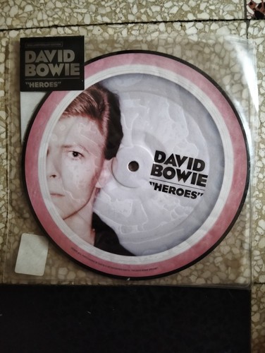 Bowie heroes picture - d.,