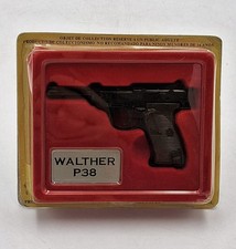 PISTOLE & REVOLVER " PISTOLA
