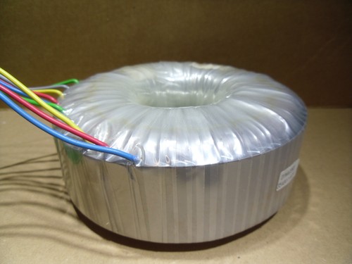 Trasformatore uscita 600w - trasformatore,