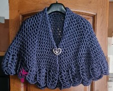 Mantellina della nonna blu avio, lana oeko-tex, scialle, copri spalle, uncinetto