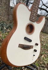 Chitarra Fender Acoustasonic