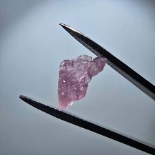 Raro cristallo di tormalina