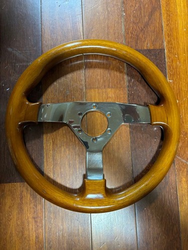 Volante per auto usato momo - volante,