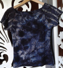 Maglia smanicata elasticizzata