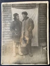 Coppia scarpe Valenki sfondo