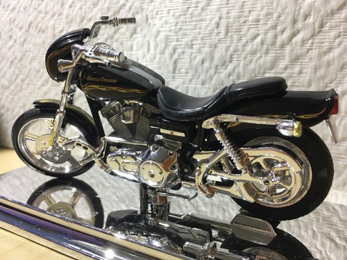 Modelli moto - 1:18,