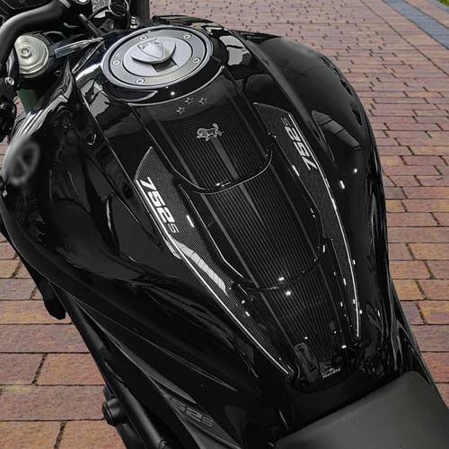 Adesivi paraserbatoio moto - adesivi, 3d