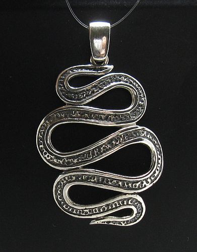 Elegante ciondolo argento