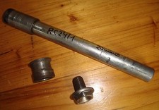 Honda VFR 750 F tipo RC24 asse anteriore RC24/1 asse a innesto asse_axle, front