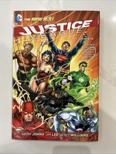 Justice League HC Vol 01